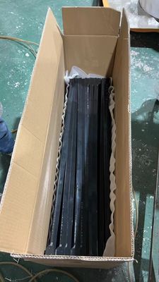 パーソナライズされたロゴでポリカーボネート材料で作られた大きな真空形成水タンク
