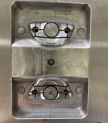 ABS/PP/PS/PE/PVC/PA6/PA66 素材とカスタマイズされた色でカスタマイズされた重用電源多ピン接続器製造