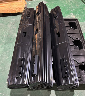カスタマイズされたロゴ 許容される自動車アクセサリー バンパー 模具プラスチックモデリングタイプを持つ真空形成サービス