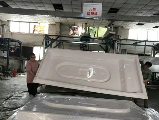 自動車アクセサリーバンパー用カスタムロゴ真空成形部品、32年の経験とワンストップ製品サービス